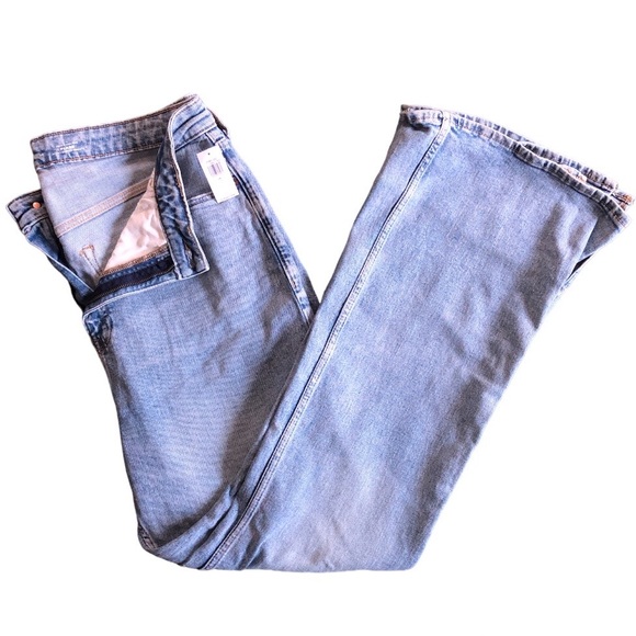 Old Navy Denim - OLD NAVY Higher High Rise Flare Jeans Womens Size 14 New With Tags